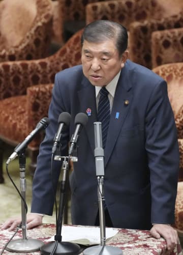 首相、高額療養費方針転換で陳謝　予算案月内成立へ努力、衆院審議