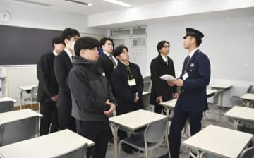 警視庁採用、志望者を後押し　初任給アップ、先輩職員と交流