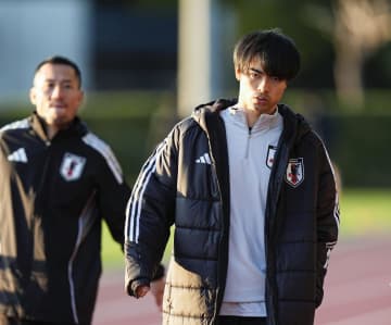 サッカー日本代表が合宿スタート　次戦勝てばW杯出場決定