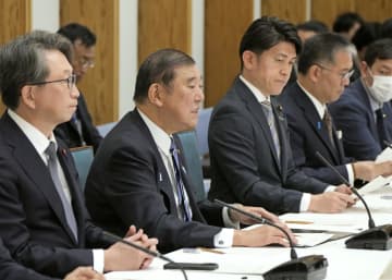 次期「観光立国計画」策定を指示　首相、訪日客6千万人の目標維持