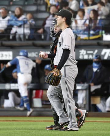 巨人の山崎、開幕ローテピンチ　4回8安打5失点