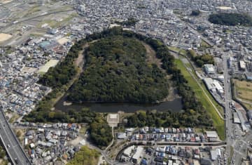 応神陵、巨大土盛りの中に石室　大阪・羽曳野、他の天皇陵でも