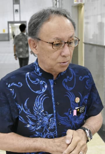 「いかがなものか」沖縄知事苦言　発言撤回せずの西田議員に