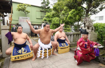 豊昇龍、夏場所「たぶん大丈夫」　野見宿禰神社で土俵入り