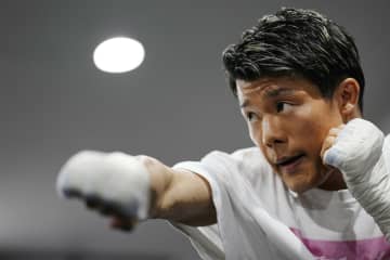 亀田和毅、3階級制覇に自信　IBFフェザー級王座挑戦