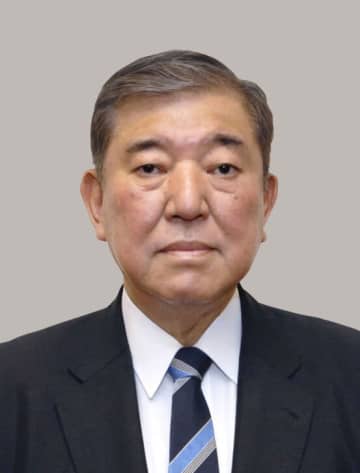 首相、今夜9時から会見　参院選に向け見解表明へ