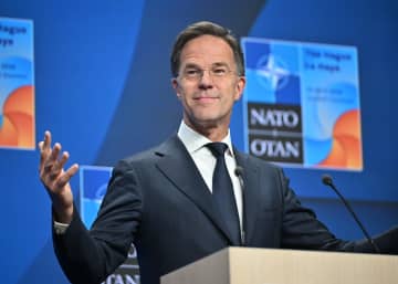 ウクライナ加盟支援を言明　宣言なしもNATOトップ