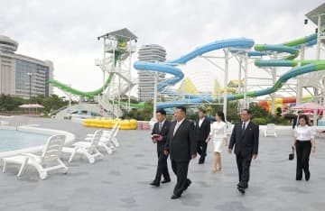 北朝鮮の海岸リゾート開業へ　7月、国内旅行客のみ