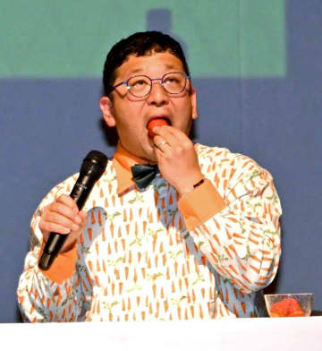 チャンカワイさん絶賛、岐阜県産イチゴ「惚れてまうやろーっ！！」　岐阜市でJA食農フォーラム