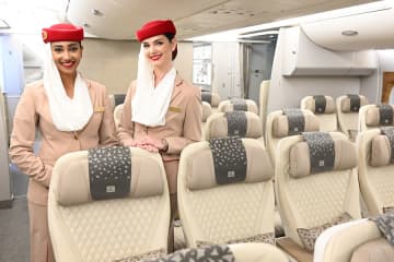 エミレーツ航空、客室改修機を新たに8都市に投入