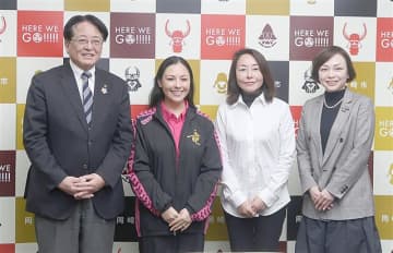 岡崎竜城スイミングクラブ　大森取締役、アトツギ甲子園で優秀賞　県内初、障害児の水泳指導で新提案