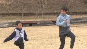 ＳＵＢＡＲＵ陸上競技部　小学生に速く走るコツ伝授　群馬・太田市