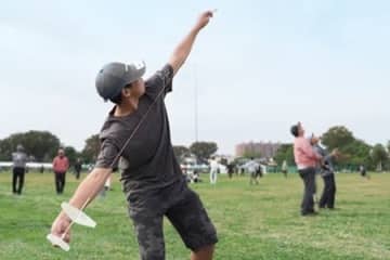 【神戸】ペーパグライダーづくりで飛行機の揚力の仕組み体感　飛行測定会も　5・24
