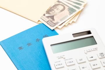 ねんきん定期便の「老齢年金の種類と見込額（年額）」に“21万円”と記載が！ 去年は「これまでの加入実績に応じた年金額」だったけど、なにが違うの？ 見るべきポイントを解説