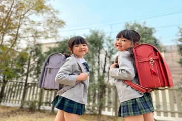 孫が春に「小学校進学」を控えています。お祝いとして「現金10万円」を包もうと思うのですが、「入学祝い」としては妥当な金額でしょうか？