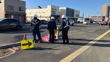 続報　横断中の36歳女性がはねられ死亡　苫小牧市の国道36号線　軽乗用車運転の会社員（45）を現行犯逮捕　北海道