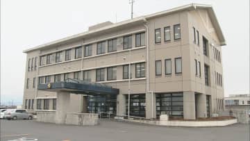 弁護士なりすまし路上で2000万円だまし取ったか　29歳男を逮捕