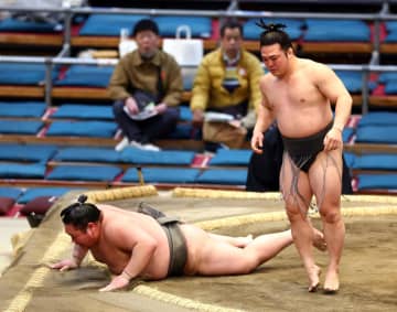 炎鵬が無傷4連勝、大ケガから幕下まで復帰「ちょっと危機感がある」