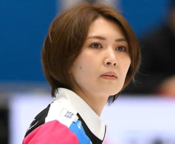 カーリング・日本女子は黒星発進　世界ランク3位の韓国に延長惜敗も吉村前向く「あとは私が決め切れば」　序盤4点ビッグエンド献上から追いつくも