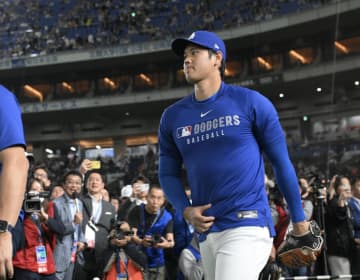 大谷翔平　練習でわずか12分の登場でも大歓声　東京ドームが異様な雰囲気に　ロバーツ監督「3、4打席に立つ」