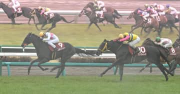 【スプリングS】2番人気のピコチャンブラックが親子3代制覇　上原佑師は重賞初勝利