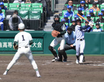 柳ケ浦は31年ぶりの甲子園勝利ならず　2-3で二松学舎大付に惜敗、九回の反撃も及ばず