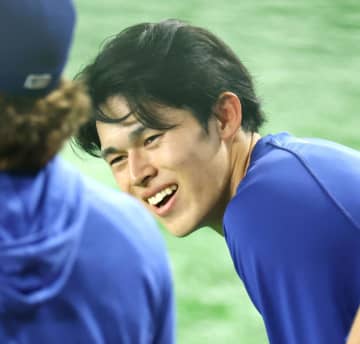 ドジャース　MLB関連サイトが佐々木朗希のロッカーを公開　整理整頓された中で背番号11のユニ　ファン「こういうムービーかっこいい」