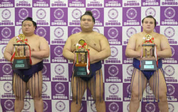 新入幕の安青錦が敢闘賞に　技能賞は高安　殊勲賞は優勝条件の4人が対象　春場所・三賞受賞者発表