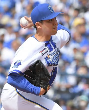 DeNAのエース・東が通算50勝に到達　23敗と大きな貯金作るも、この日の粘投には「5回10失点ぐらい」と猛省
