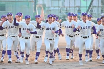 米子松蔭、1回戦突破ならず　花巻東に2ー10　選抜高校野球