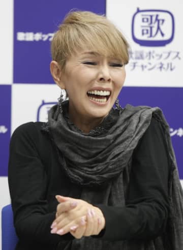 研ナオコ、偶然にも人気アーティストと遭遇。「思わずハグしてしまいました」