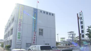 国道４号線で軽乗用車が横転 ５０代から９０代の男女３人が軽傷 現場付近で渋滞も〈宮城・富谷市〉