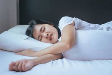 「エアコンが効かない」を英語で言うと？蒸し暑い朝に使えるひとこと