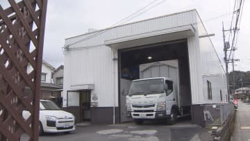 フォークリフトが倒れ…男性が心肺停止　精米所で作業中　海田町