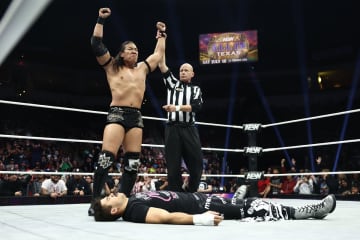 【ＡＥＷ】ケニー・オメガに王座奪われた竹下幸之介が憂さ晴らし！　レスラー兼ラッパーを９０秒殺