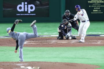 カブス・鈴木誠也　バット折られて安打「これが野球」　阪神の応援には「鳥肌が立った」