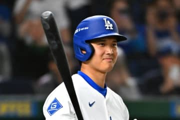 大谷翔平が開幕戦前にＳＮＳ連投　デコピンの〝ビフォーアフター写真〟に70万「いいね」