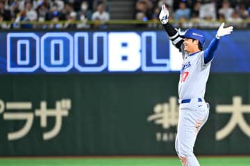 プレミア化？大谷翔平が触った「ひまわりの種」大捜索　昨季は「打席で踏んだ土」でさえ…