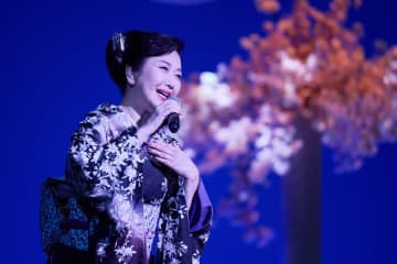 伍代夏子ら〝演歌美魔女〟８人が能登復興コンサート「続けていくことが大事」