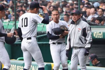 【センバツ】横浜が沖縄尚学に１点差辛勝　村田監督「非常に苦しい試合だった」