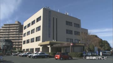 浜松市中央区の商業施設で１０歳未満の女の子のお尻を触った疑い　４０代の男を逮捕