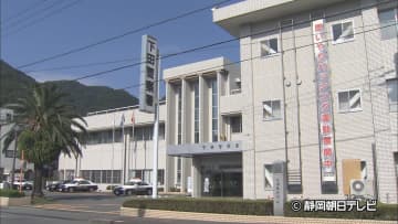 静岡・下田市の道の駅で車を隣に駐車しトラブルに　お互いが相手の車を傷つけ男２人が逮捕