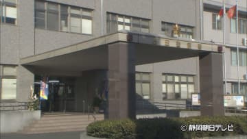 未明に自宅近くの会社役員の男性宅に無断で侵入した疑いで５７歳の男を逮捕　静岡・磐田市