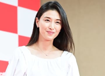 橋本マナミ「いつ行ってもタダ、一生」　超有名チェーン店の「永久無料会員」になっていた