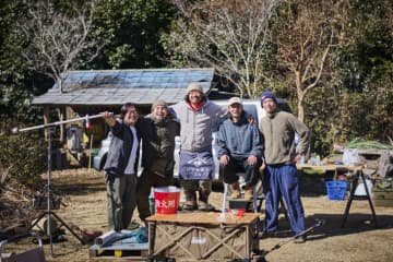 【突撃取材！】“焚き火マイスター”猪野正哉×“G飯の素”松倉広平が明かす『焚き火メシの本』制作秘話