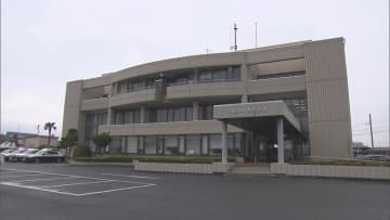 相馬市で横断歩道を歩いていた女性をはねたか　介護士の男を過失運転致傷容疑で逮捕