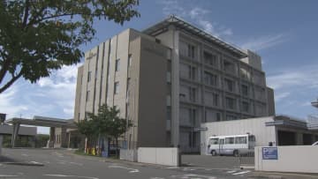 紙袋に現金を入れて住宅の出入り口付近に　70代女性が3000万円だましとられる　三重