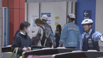 【速報】東京メトロ南北線「東大前駅」構内で男が刃物を振り回したか　男性2人がケガ　43歳の戸田佳孝容疑者を殺人未遂容疑で現行犯逮捕　警視庁