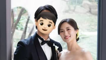 【 奥山かずさ 】　「結婚式を挙げました」　夫とのツーショットも公開　2023年に結婚＆第1子出産