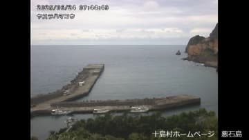トカラ近海地震　21日以降321回　十島村・悪石島など震度4が5回　専門家「家具の固定や落石に注意を」　鹿児島県